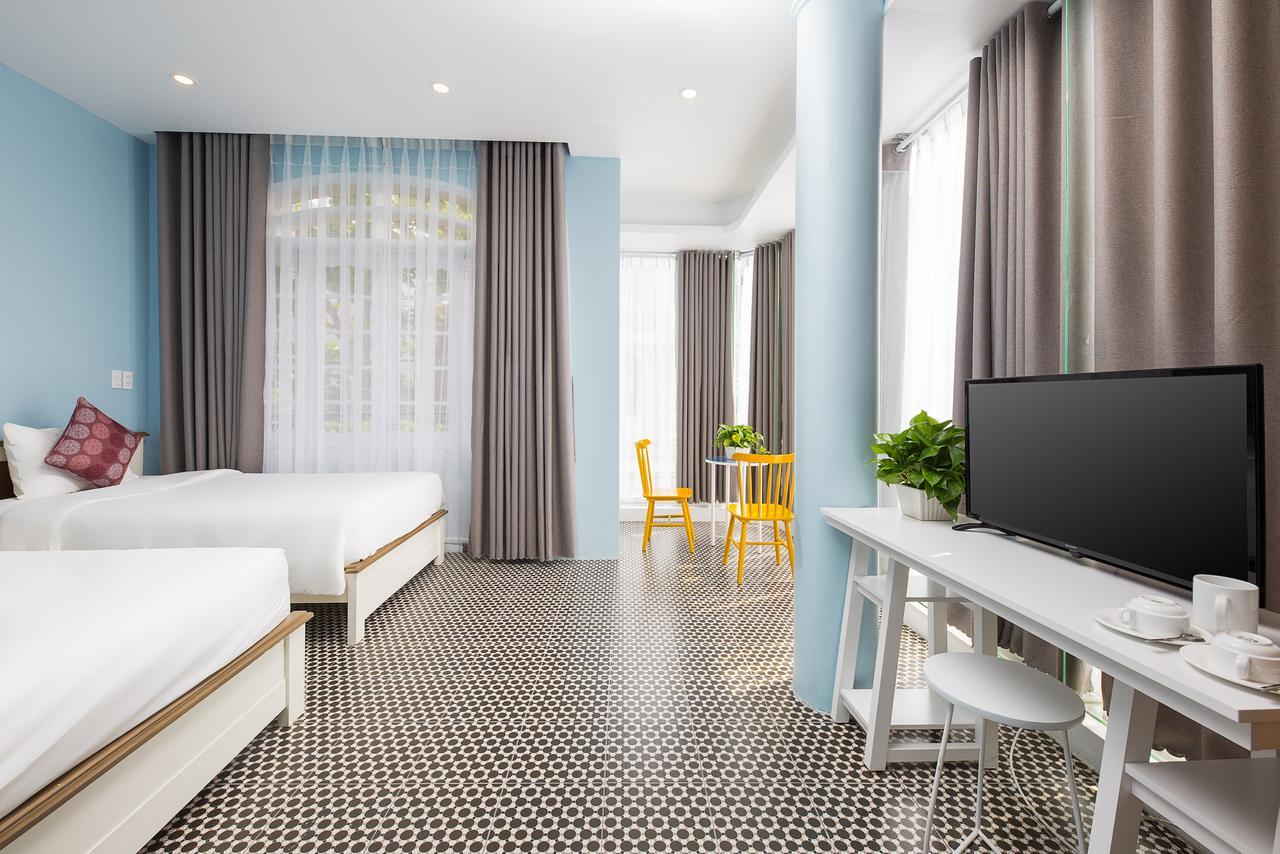 The Mirror Danang Hostel - Brand New Екстериор снимка